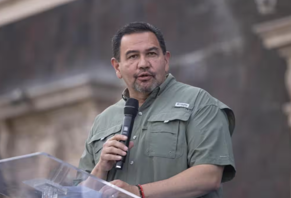 Cruz Pérez Cuéllar frena a Adán Augusto por ‘destapar’ a Andrea Chávez: ‘Aquí mandamos los chihuahuenses’