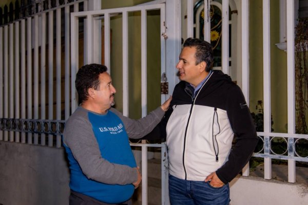 Supervisa Marco Bonilla seguridad en la colonia Mármol III mediante recorrido