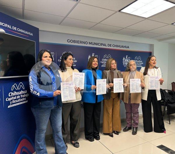 Presentan regidoras convocatoria de Cabildo de Mujeres 2026