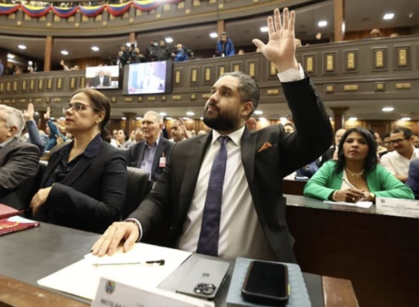 Hijo de Nicolás Maduro defiende la Ley de Amnistía: 