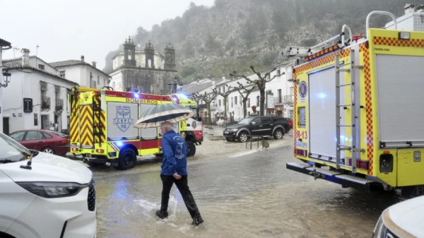 Fuertes lluvias y nevadas en España dejan 168 carreteras cerradas y 11 mil personas evacuadas