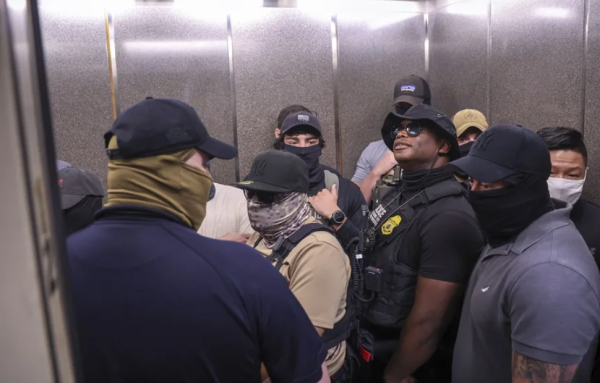 Activistas alertan crisis de derechos humanos para migrantes mexicanos ante redadas de ICE en EU