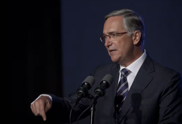 Salinas Pliego: ‘No fui amigo de Epstein, de AMLO sí y me avergüenzo’