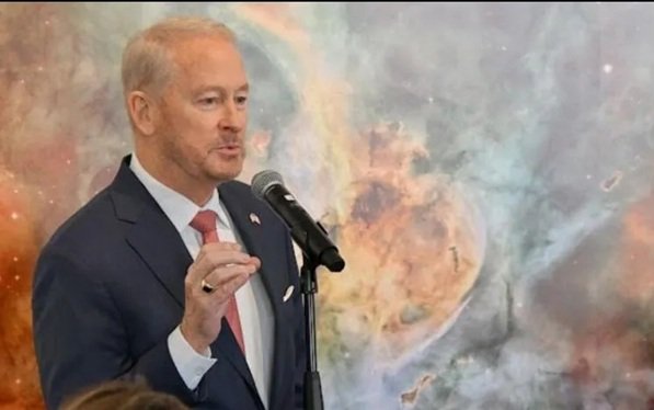 Embajador de EU celebra intercambio de información sobre armas y drogas con México