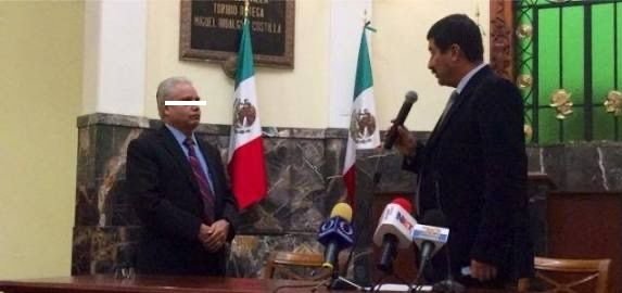 Tribunal colegiado federal ordena a FGE investigar al ex consejero jurídico de Javier Corral y a su socio por extorsión