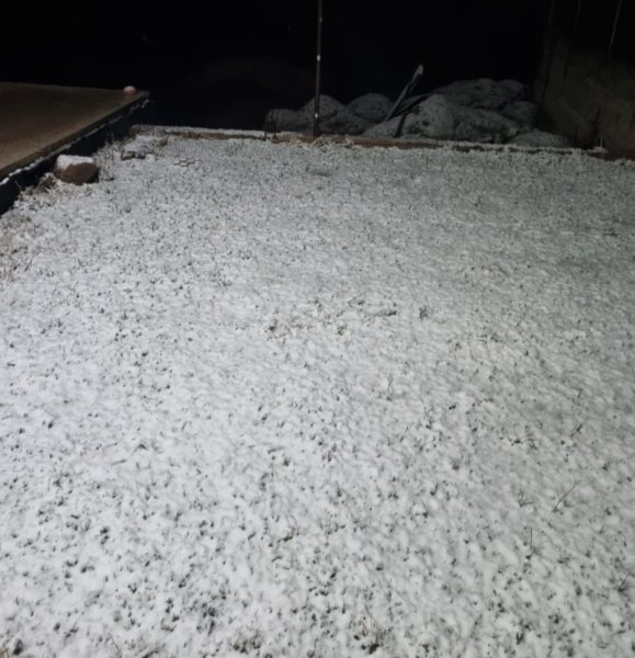 Se registró caída de nieve en San Juanito; lluvias continuarán este martes: CEPC