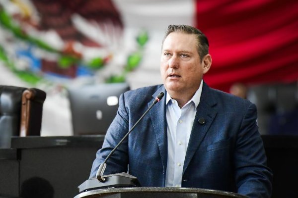 Olson presentará hoy su Informe Legislativo en el Teatro de la Ciudad