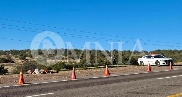 Localizan tres cuerpos con mensaje amenazante en la carretera Cuauhtémoc