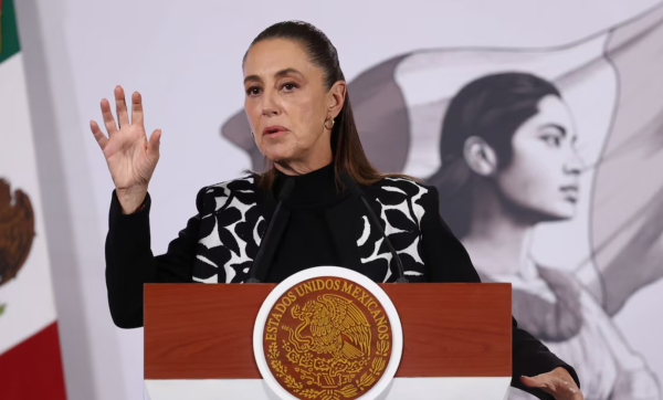 Sheinbaum contradice a EU: ‘No hay informes de drones de cárteles en la frontera’