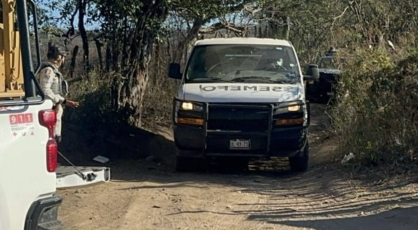FGR exhuma más cuerpos en Concordia, Sinaloa
