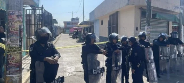 Hallan restos humanos en fosa clandestina al interior del Mercado Morelos de Puebla