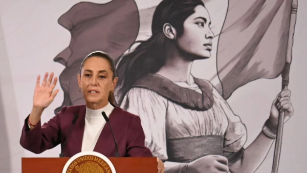 “No hubo nada desde México”: Sheinbaum pide que EU informe sobre cierre del espacio aéreo en Texas