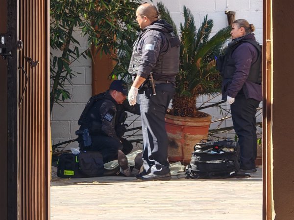 Presunto ladrón cae en traspatio y queda inconsciente