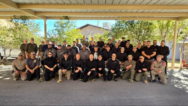 Se capacitan policías del Estado en entrenamiento táctico en El Paso, Texas