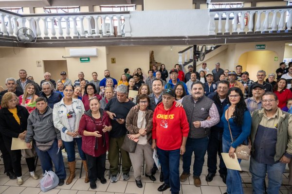 Formalizan Infonavit y Municipio de Delicias liberación de escrituras en beneficio de 100 familias