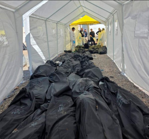 Familiares de víctimas del Crematorio Plenitud  se manifestaron al exterior del Cereso No. 3 por liberación del dueño