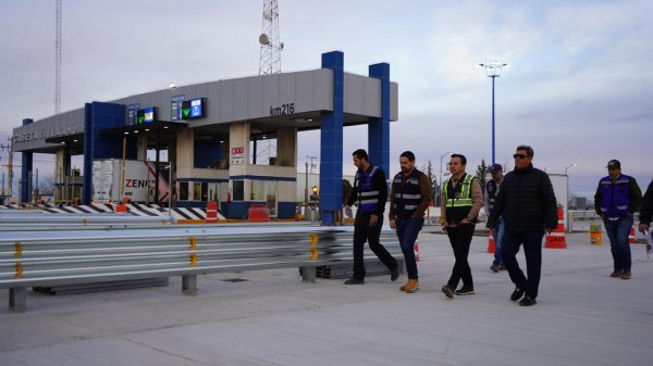 Supervisa SCOP avance en obras de movilidad y salud en Ahumada