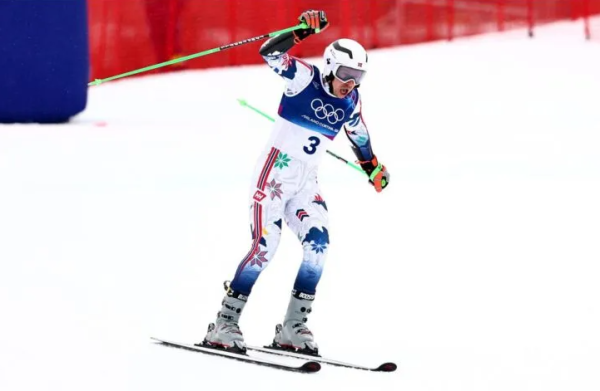 Pinheiro consigue el primer oro olímpico invernal en la historia de Brasil