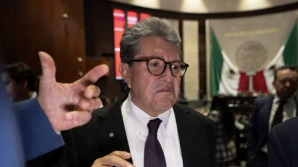 Reforma laboral de 40 horas se discutirá a finales de febrero, dice Monreal