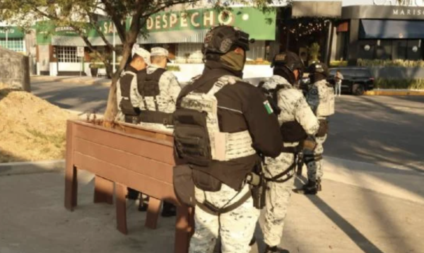 Asesinan a tres jóvenes cuando salían de un antro en Angelópolis, Puebla