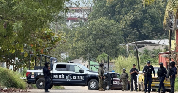 Dejan dos hieleras con presuntos restos humanos en Veracruz; suman cinco casos en los últimos días