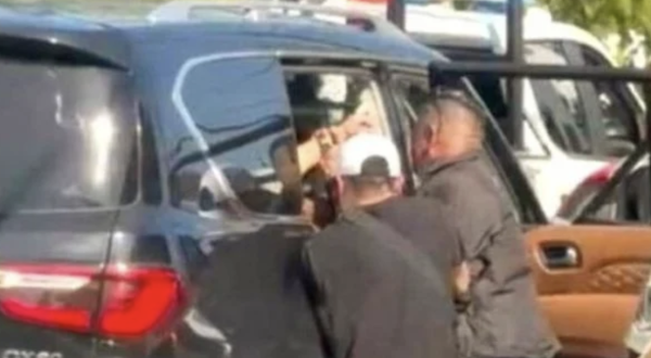 Detienen por fraude procesal a empresario ligado a los delfinarios Dolphin Discovery de Cancún