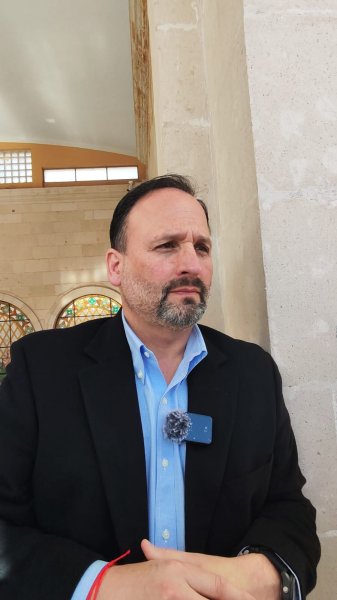 Gobierno del Estado busca coordinación con el Municipio tras manifestación de concesionarios que denuncian ola de asalto