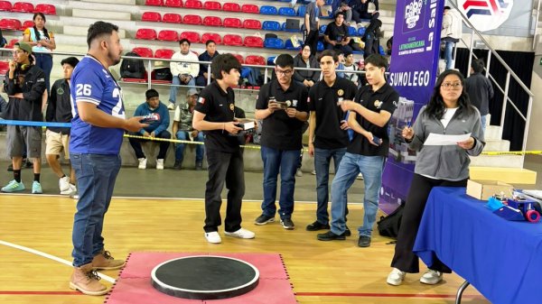 Logran estudiantes del Cecytech pase a mundial de robótica en Missouri