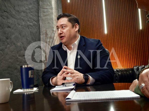 Andrea es una narco junior político: Alfredo Chávez