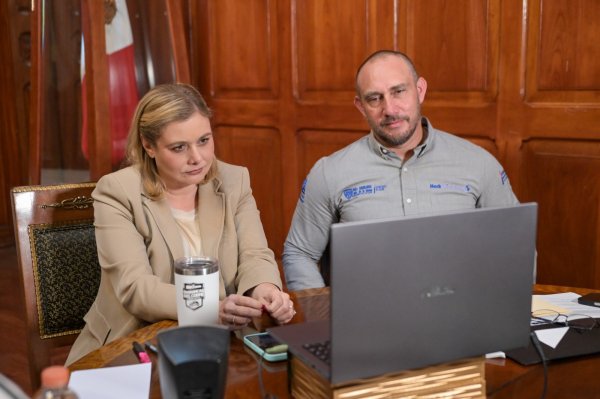 Maru Campos mantiene seguimiento a la estrategia contra el sarampión en encuentro virtual con Claudia Sheinbaum