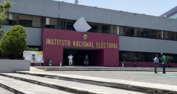 INE detecta un contagio de sarampión e implementa home office