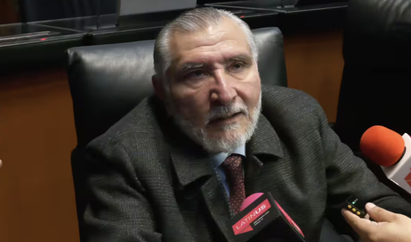 Dinero en sobres amarillos financiaría precampaña de Adán Augusto en Baja California Sur