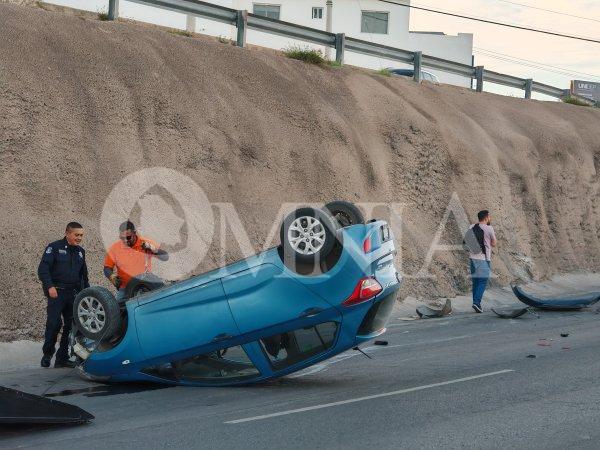 Vuelca sobre el Juventud y resulta ileso