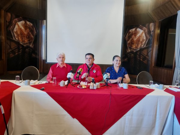 Alex Domínguez anuncia que buscará la reelección para la dirigencia del PRI Estatal