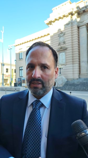 Revisó la Subsecretaría de Transporte el hecho del incendio de un camión del transporte público