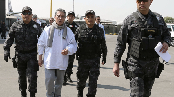 Ordenan reingreso a prisión del exgobernador Mario Villanueva, pero amparo lo mantiene en su casa