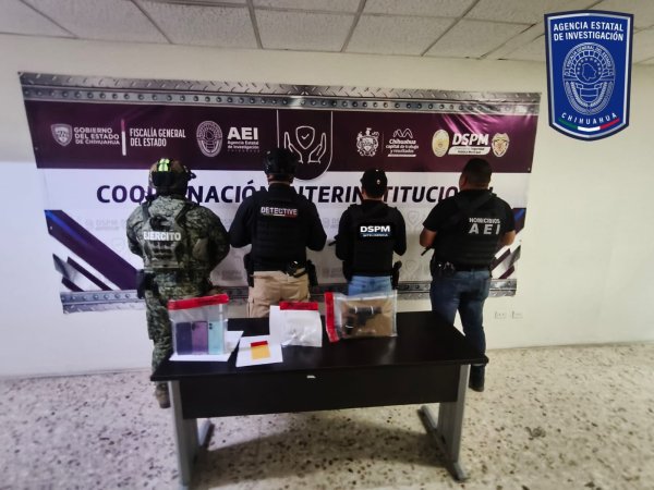 Detienen durante cateo a masculino buscado por homicidio calificado