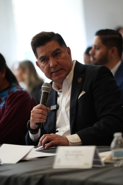 Llama Octavio Borunda a fortalecer el trabajo legislativo en los municipios y el potencial minero-turístico de Parral