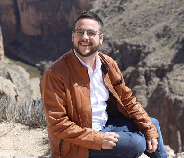 Abraham Mendieta se pronuncia a la publicación de Andrea Chávez