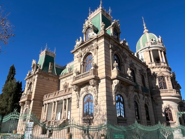 Hoy, se espera una mínima de 7 grados y una máxima de 21 en la capital