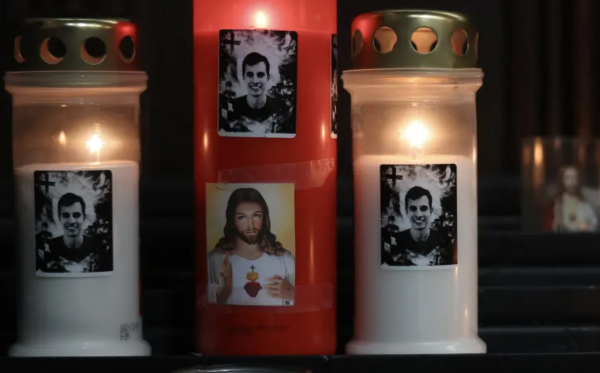 Homenaje en Francia al militante de extrema derecha golpeado hasta la muerte