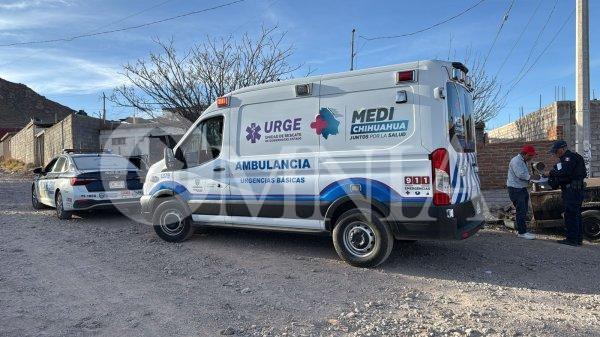 Adulto mayor se autoatropella al intentar encender su pickup en Vista Hermosa