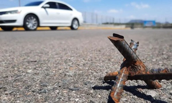 Ponchallantas en carretera a Parral, ligados a disputa entre grupos delictivos: Fiscal