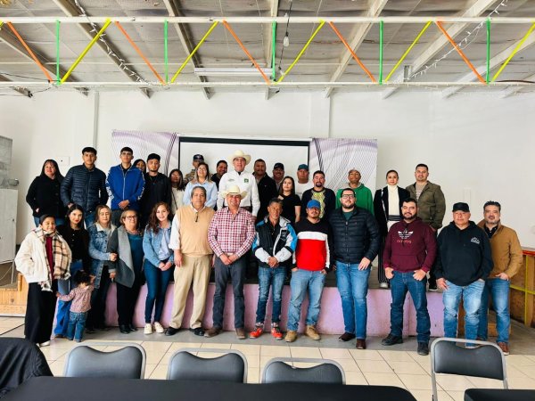 Octavio Borunda impulsa diálogo con productores de la región noroeste