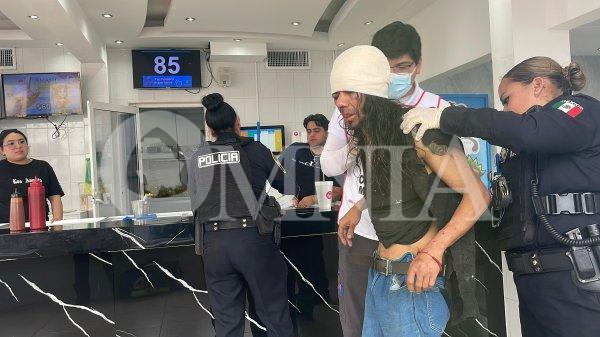 Esperaba a un amigo y recibe severa golpiza