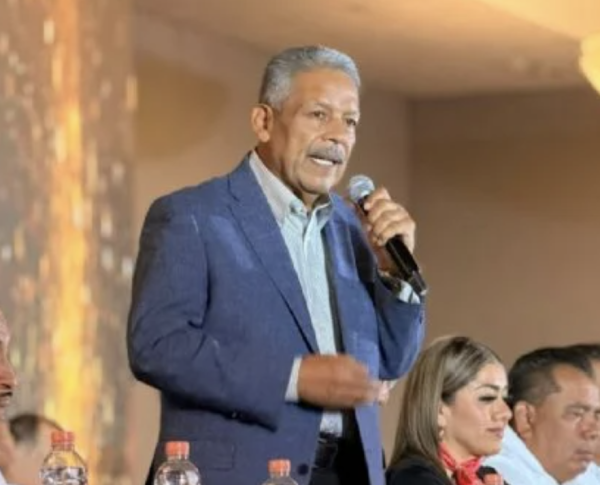 Tereso Medina asume la dirigencia nacional de la CTM