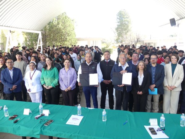 CONALEP Chihuahua firma convenio con el ISSSTE para fortalecer la formación en Enfermería
