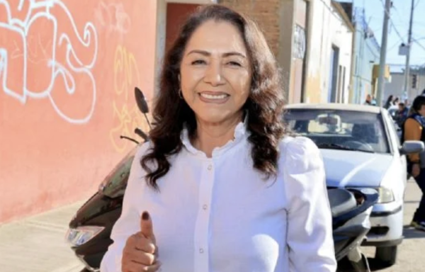 Exigen renuncia de presidenta honoraria del DIF-Oaxaca por muerte de niñas migrantes en casa hogar