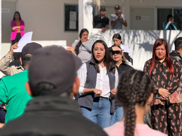 Atiende Gobierno del Estado a familias en situación de desplazamiento provenientes de Guadalupe y Calvo