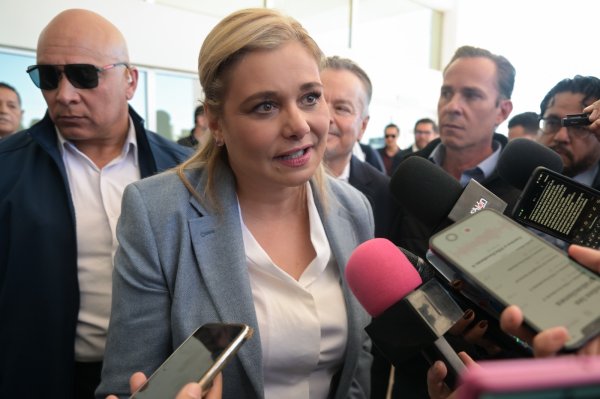 Funcionarios que no cumplan con su labor serán retirados de sus cargos: Maru Campos